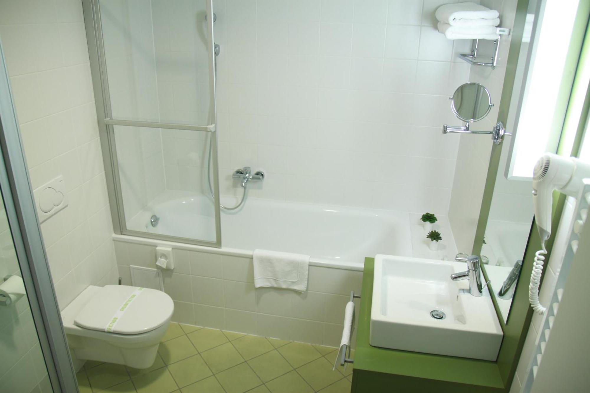 Hotel Empire Trnava Chambre photo