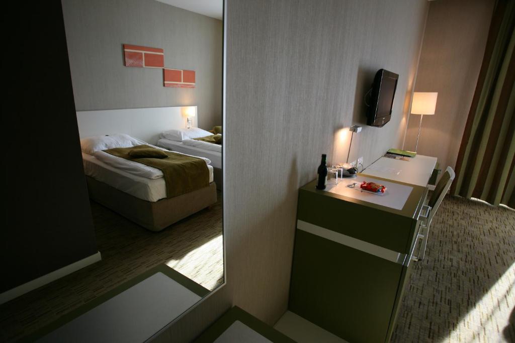 Hotel Empire Trnava Chambre photo