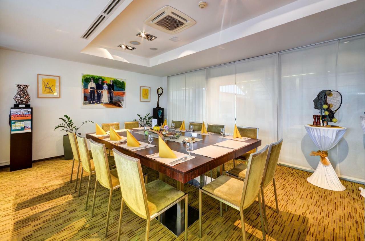 Hotel Empire Trnava Extérieur photo